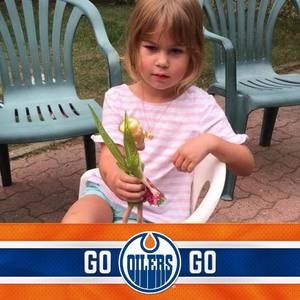 Meet your Posher, Elia